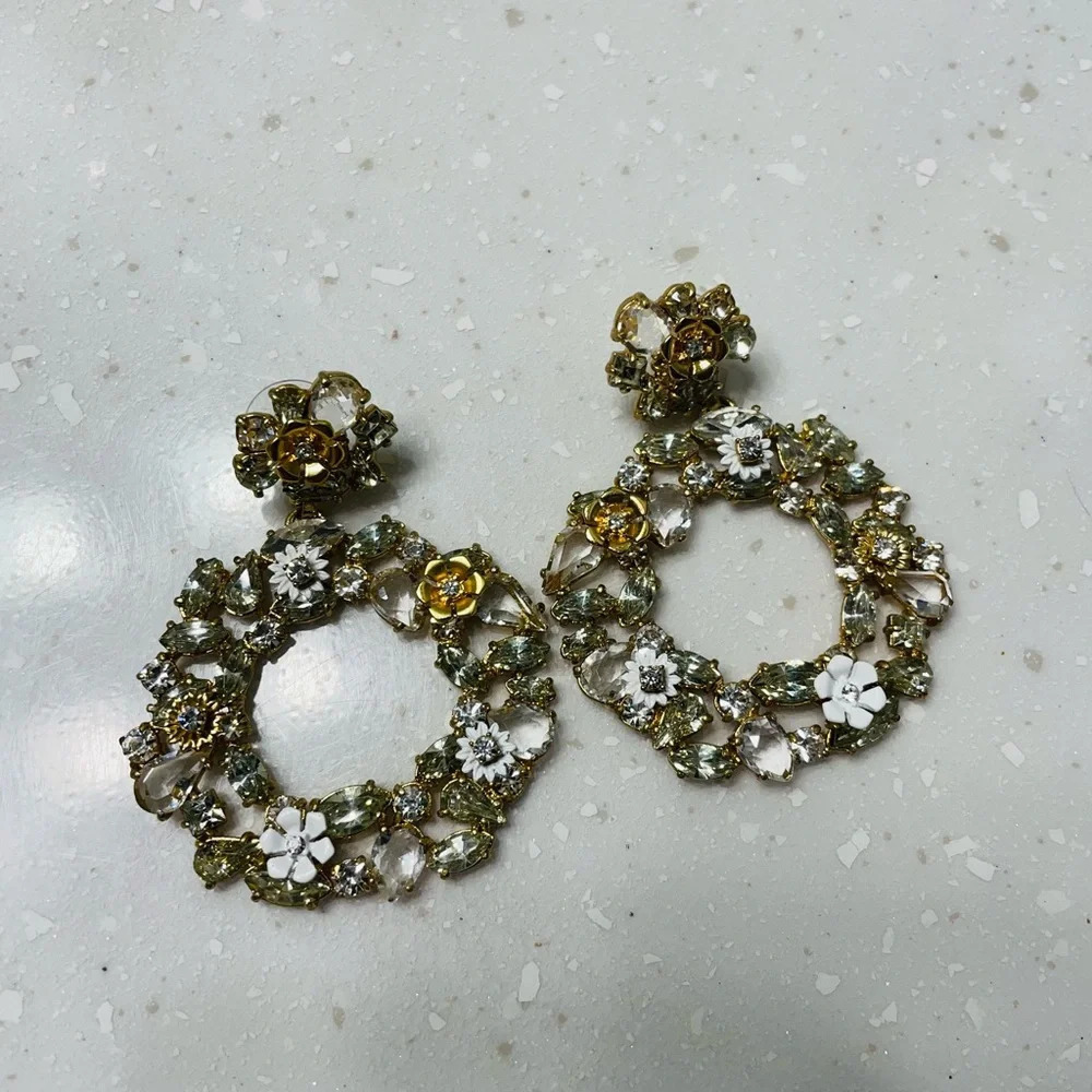 JCrew Watusi Hoop Earring - Picture 3 of 4